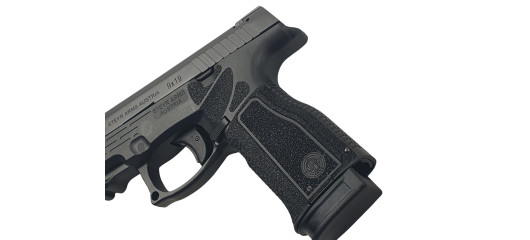OFFRE STEYR - PISTOLET STEYR M9-A2 BLACK VISÉE TRAPEZOÏDALE CAL.9x19
